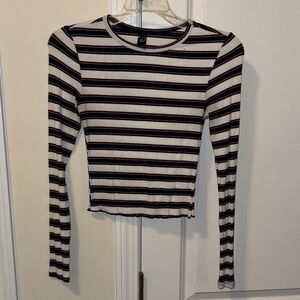 Elegant Black and White Striped Long Sleeve Top
